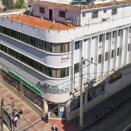 Hotel Libertad At Historic Main Street 산토도밍고 외부 사진