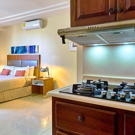 Hotel Libertad At Historic Main Street 산토도밍고 외부 사진