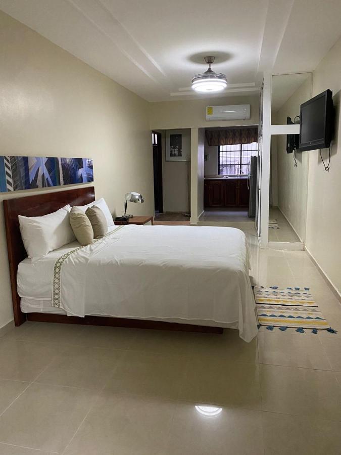 Hotel Libertad At Historic Main Street 산토도밍고 외부 사진