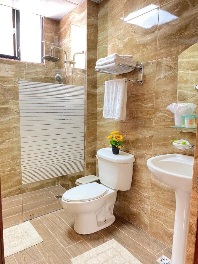 Hotel Libertad At Historic Main Street 산토도밍고 외부 사진