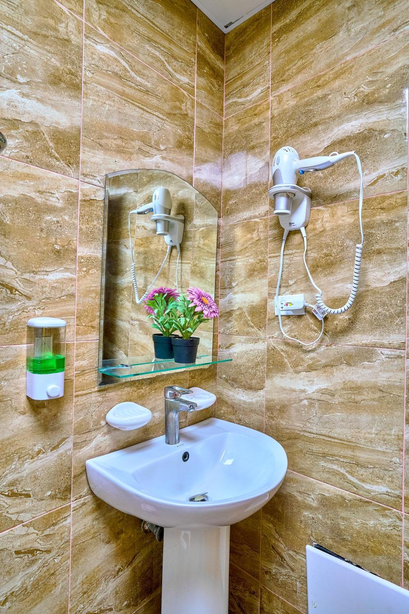 Hotel Libertad At Historic Main Street 산토도밍고 외부 사진